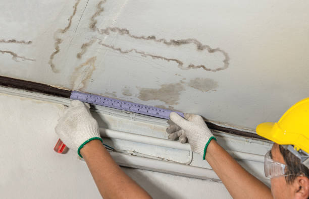 Reliable Flood Cleanup contractor in Slinger, WI by Water Damage Irwin